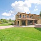 Villa Italy: Elegant Farmhouse With Pool, Sweeping Views & Beautiful ...