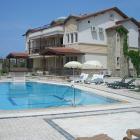 Luxury Calis Beach Fethiye Holiday apartment 3 beds + pool. Near sea & amenities