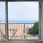 Apartment Swansea: Wonderful Newly Refurbished Apartment With Views Of ...