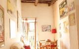Apartment Italy: Bright, Charming Apt With Wood Ceilings In Trastevere, Rome ...