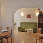 Apartment Saint Merri: Comfortable Apartment For 5 Close To Latin Quarter / St ...