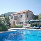Villa Mali Ston: Luxury 3 Bedroom Villa With Pool; Near Dubrovnik. 