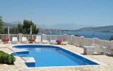 Apartment Seget Donji Fernseher: Luxury Beachside Villa With Private Pool, ...