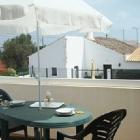 Apartment Faro: Comfortable Self Contained Studio Aparment, Ideal Low Cost ...