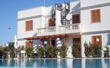 Apartment Puglia Fernseher: Poolside Apartment, 600M From Beach And ...