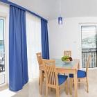 Apartment Splitsko Dalmatinska: Luxury Villa Direct On The Sea With The ...