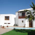 Villa Canarias: Casa Domingo, Spacious Villa With Heated Pool 
