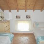 Apartment Carlazzo: Villa Isella - Popular 2 Bedroom Apartment In Secure ...