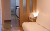 Apartment Japan: Quiet Tokyo Apartment 7 Minutes From World's Busiest Station 