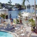 Apartment United States Radio: Deluxe Fort Lauderdale Holiday Suite With ...