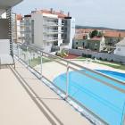 Superb 2-bedroom apartment in ideal location with sea views and swimming pool