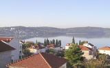 Apartment Croatia: One Bed New Apartment With Lovely Sea Views, 5 Minutes From ...