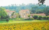 Apartment Lorgues Fernseher: Chateau Apartment, Rural, Shared Swimming ...