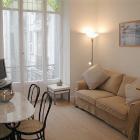 Apartment France Radio: A Very Quiet 2Nd Floor 1 Bed Apartment - Great Location 