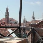 Apartment Italy Safe: Charming Frari Apartment With Terrace 