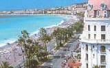 Apartment France Fernseher: Studios In The Famous Beach Front Negresco 