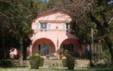 Villa Kírinthos: Summary Of Red House 4 Bedrooms, Sleeps 8 