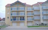 Apartment France: Modern 2 Bed Apartment 50 Metres From Wide Sandy Beach 