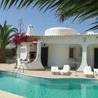 Villa Fontainhas Faro: Lovelly Landed 5 Bedroom Villa With Private Pool - ...