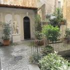 Apartment Italy: 1 Bedroom Flat In The Heart Of Rome, 1Min From Navona Square 