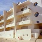 Apartment Faro Safe: Large 2 Bedoom Apartment With Sea View 