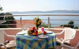 Apartment Djvulje Barbecue: Seaview Apartment, 5-10 Minutes Walk From ...