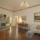 Apartment Firenze: Palazzo Stiattesi - Elegant Apartment In The Center Of ...