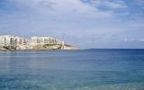 Apartment Malta: Beautiful Apartment Marsalforn 5 Minutes Walk From Beach 