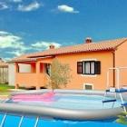 Apartment Istarska: Apartment Niko & Konoba With Outdoor Pool Just 2Km ...