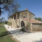 Villa Umbria Radio: Casale Cortese - Beautiful Villa With Swimming Pool, Near ...