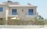 Villa Paphos: Luxury 3 Bed Semi Detached Villa Complete With Roof Terrace 